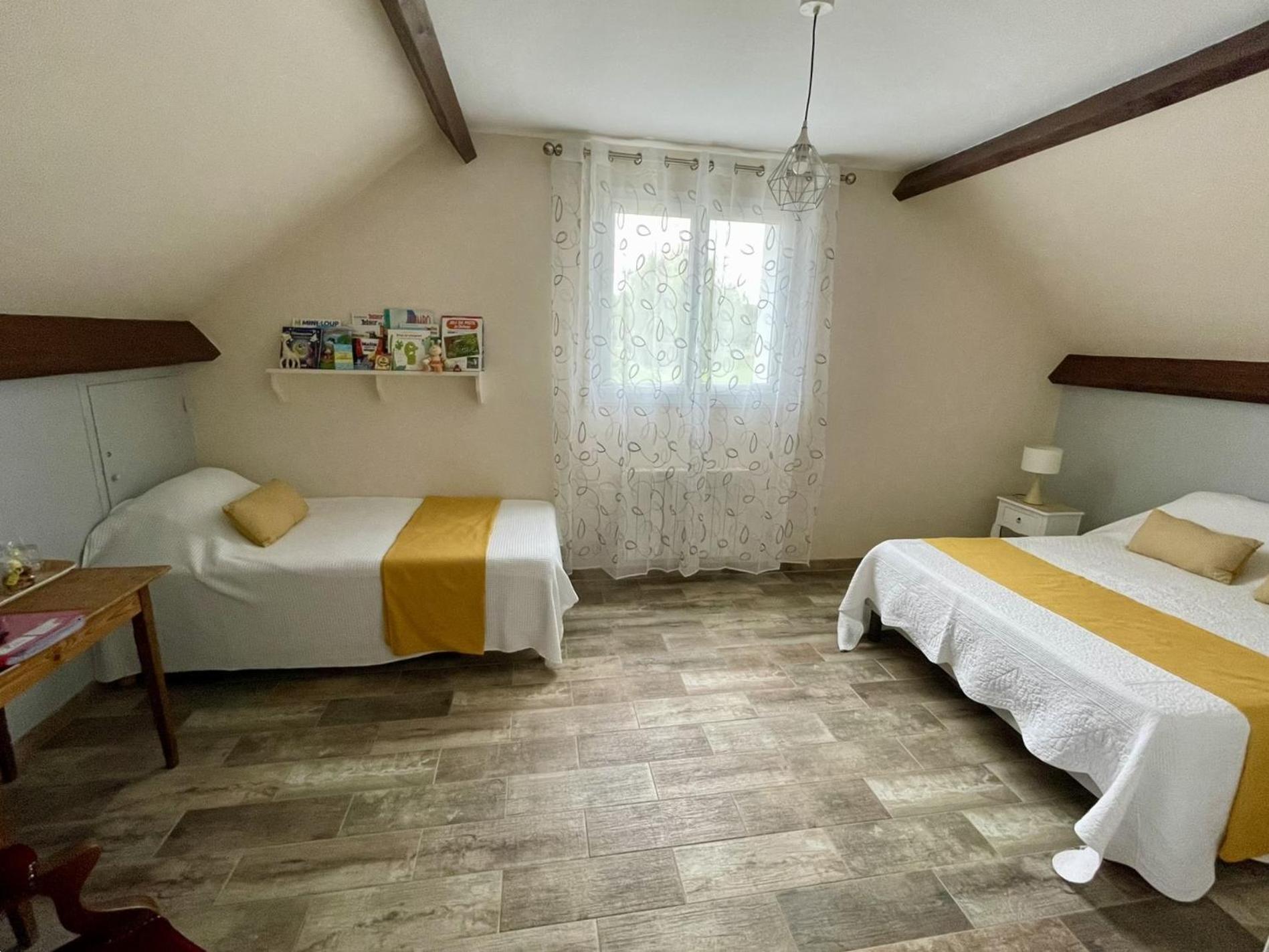 Au Nom Des Dames, Maison Et Table D'Hotes, Pres De Chenonceau Et Du Zoo De Beauval Faverolles-sur-Cher Esterno foto